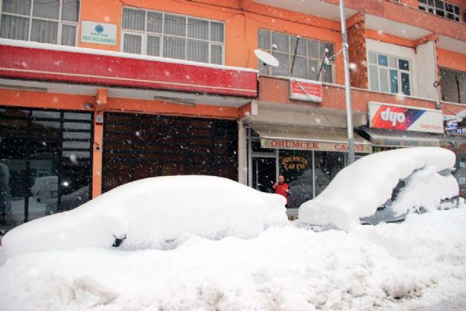 Kürtün’de kar felaketi 16
