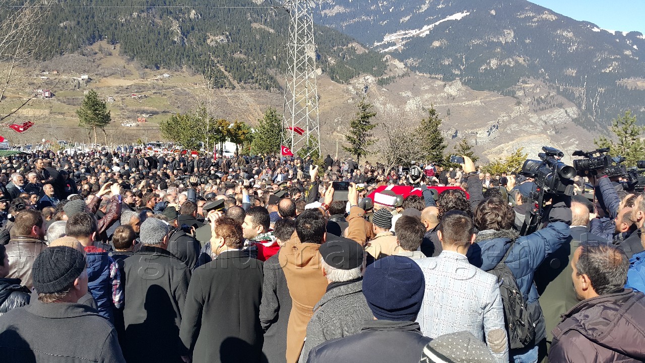 Gümüşhane şehidini yalnız bırakmadı 4