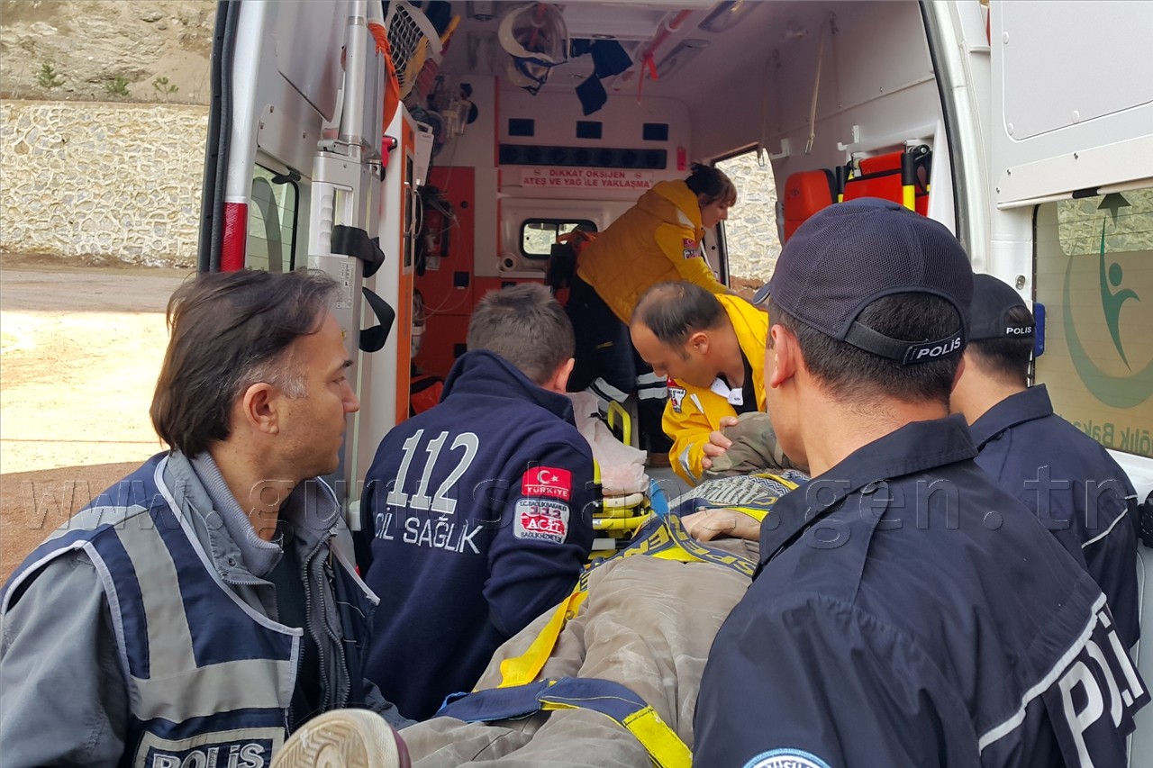 Tribünde kalp krizi geçirdi 7