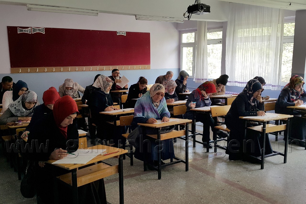 Gümüşhane’de Velilere Kitap Okuma Yarışması Yapıldı 7