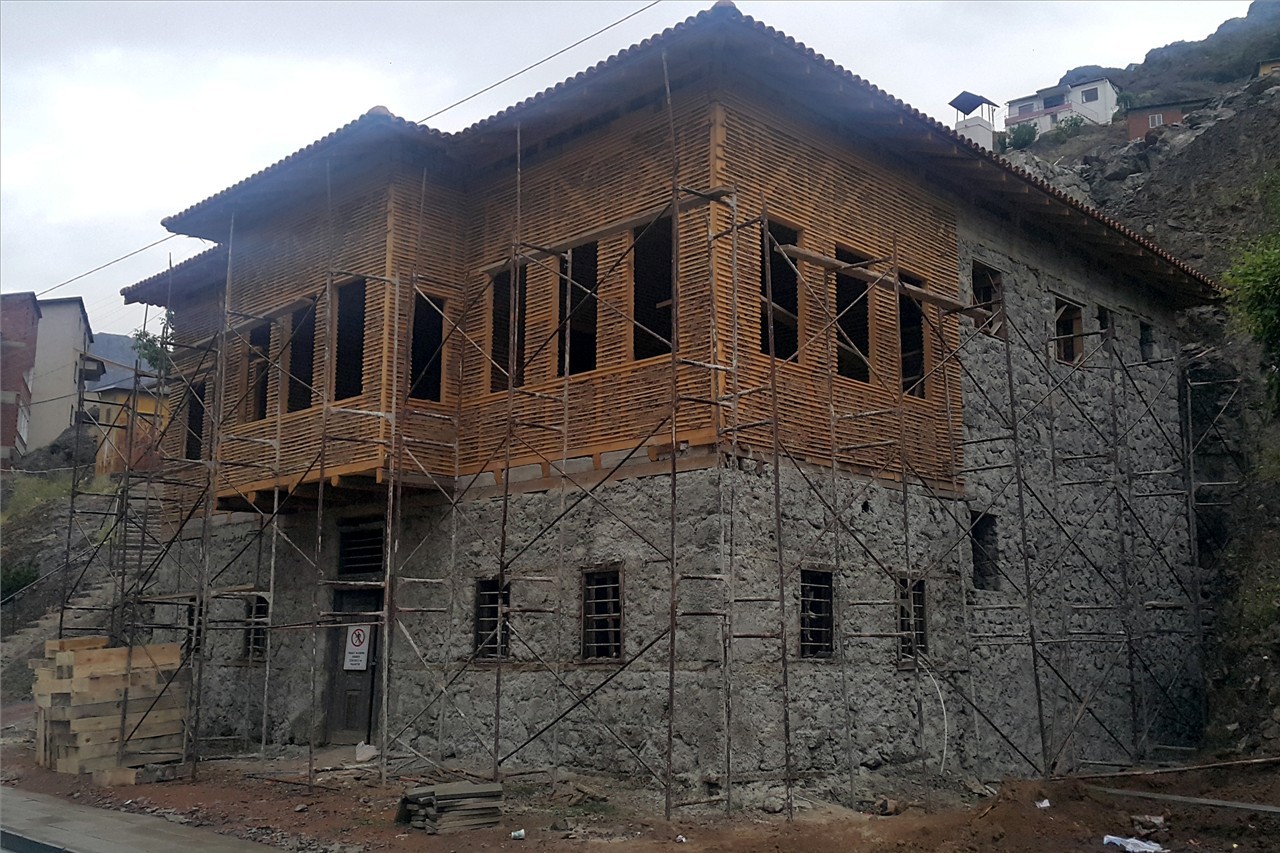 Raif Tuna Konağında Restorasyon Çalışmaları Devam Ediyor 6