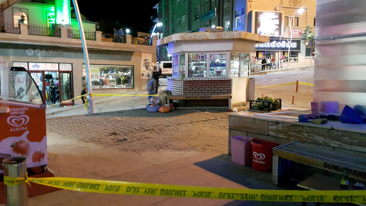 Şüpheli çantadan elbise çıktı 3