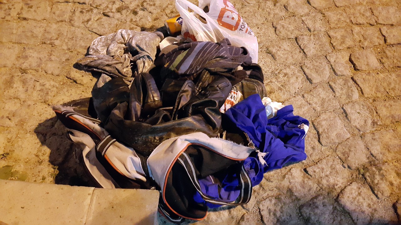 Şüpheli çantadan elbise çıktı 7