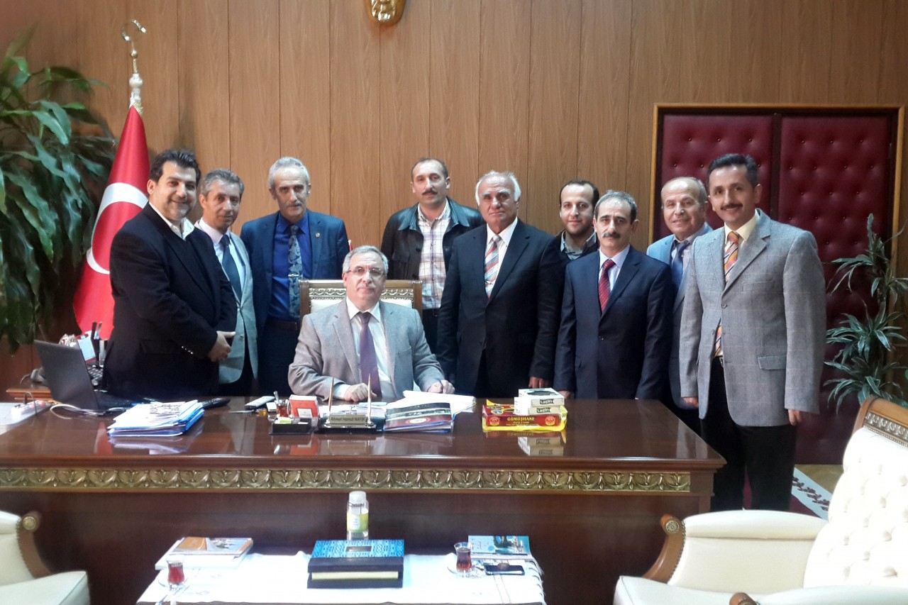 Vali Nayir, üyelik formunu imzaladı 2