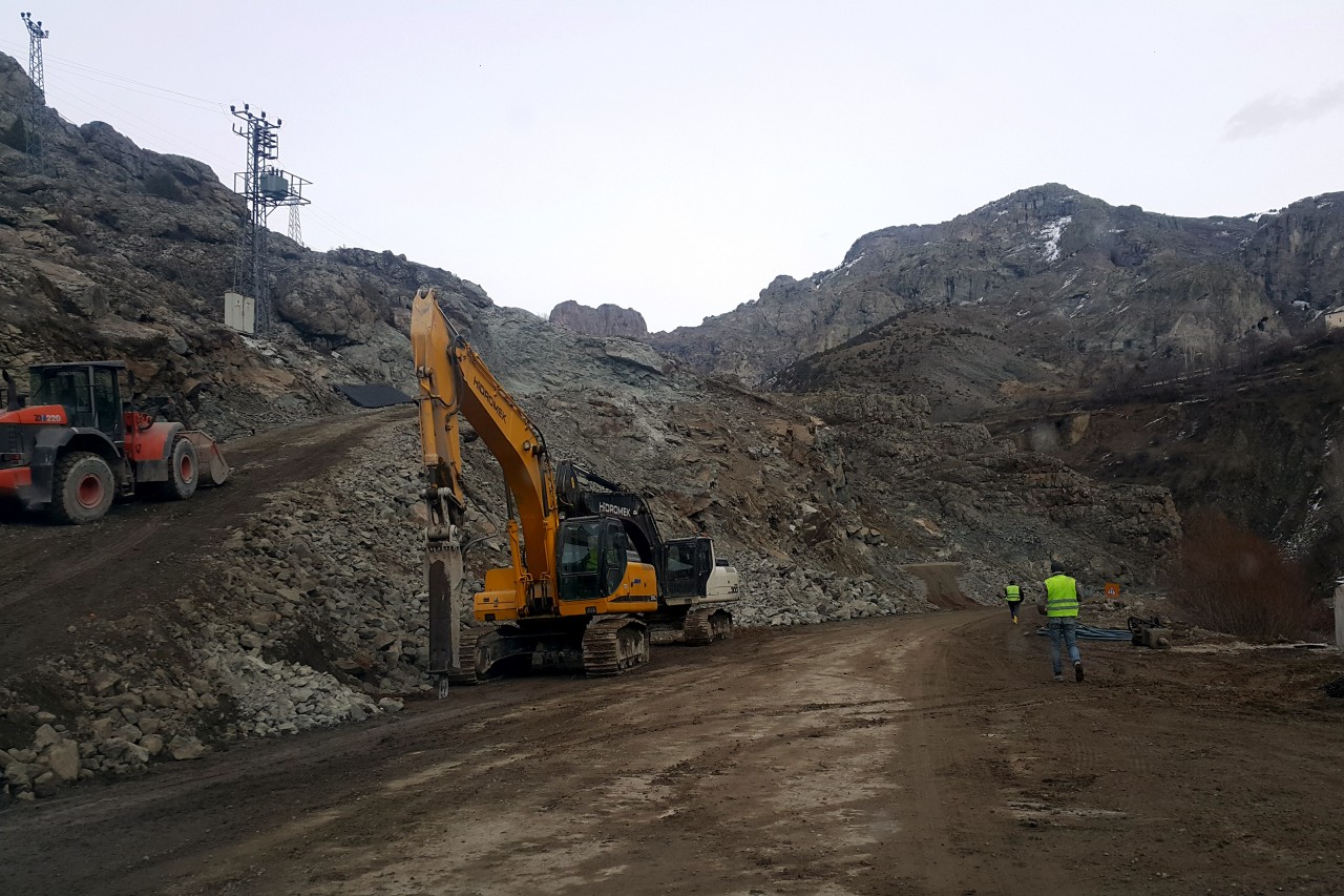 Aynalı virajda tünel çalışması başladı 2