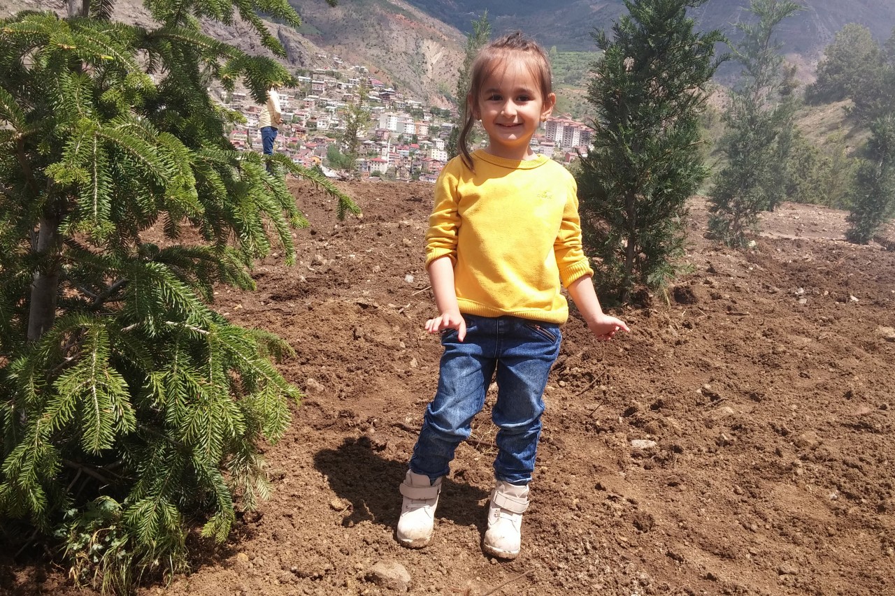 Gümüşhane’de anneler için 2016 fidan 4