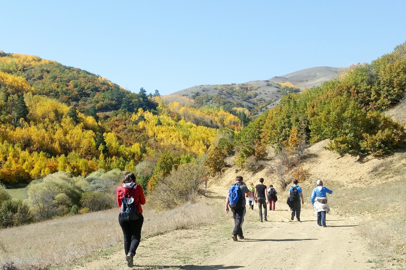 Gümüşhaneli dağcılardan Güzyurdu köyüne ‘güz’ yürüyüşü 5