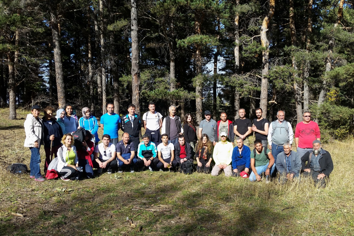 Gümüşhaneli dağcılardan Güzyurdu köyüne ‘güz’ yürüyüşü 6