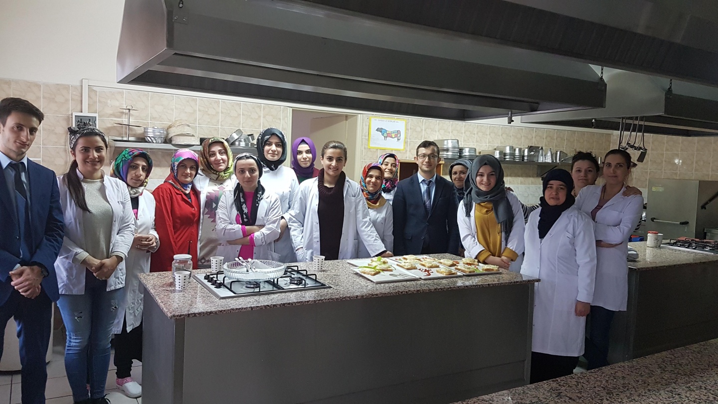 Kadınlarımız sektör mutfaklarında çalışmaya aday 2