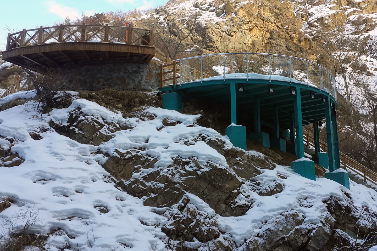 Tomara Şelalesinde kış güzelliği 4