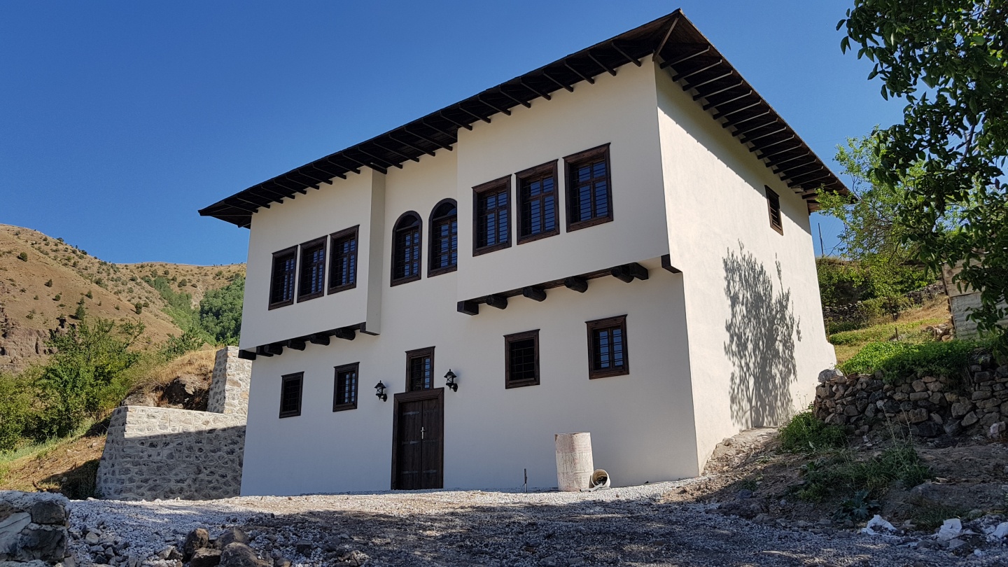 Rektör Zeybek, Süleymaniye'de incelemelerde bulundu 3