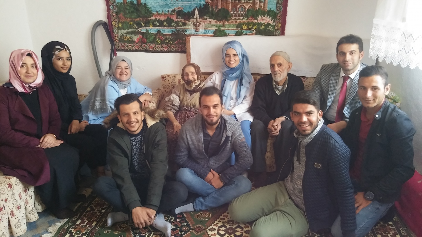 KYK öğrencileri gönül bağı kuruyor 12