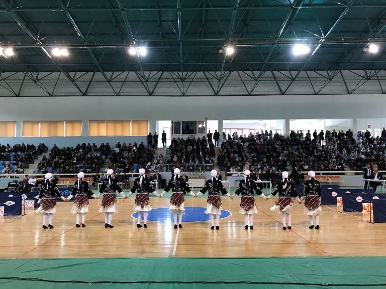 Okullar ve kulüpler arası halk oyunları yarışmaları tamamlandı 9