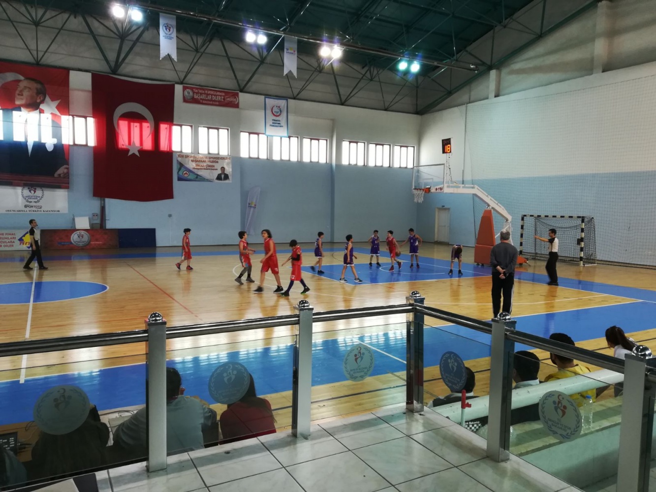 Basketbol grup müsabakaları sona erdi 5