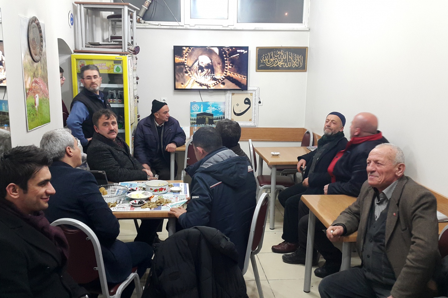 Başkan Çimen ‘Diriliş Ertuğrul’u vatandaşlarla izledi 4