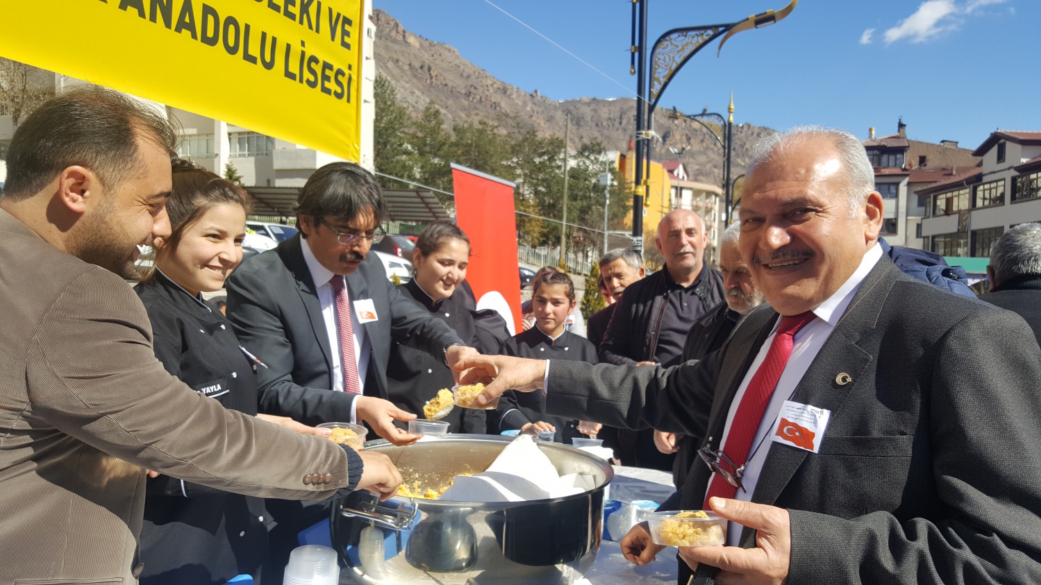 Hayme Ana şehitlerini unutmadı  8