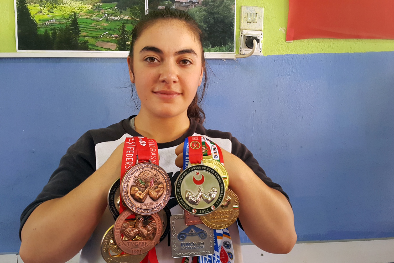 Torul'un ilk ve tek kadın milli bilek güreşçisinin hedefi dünya şampiyonluğu 3