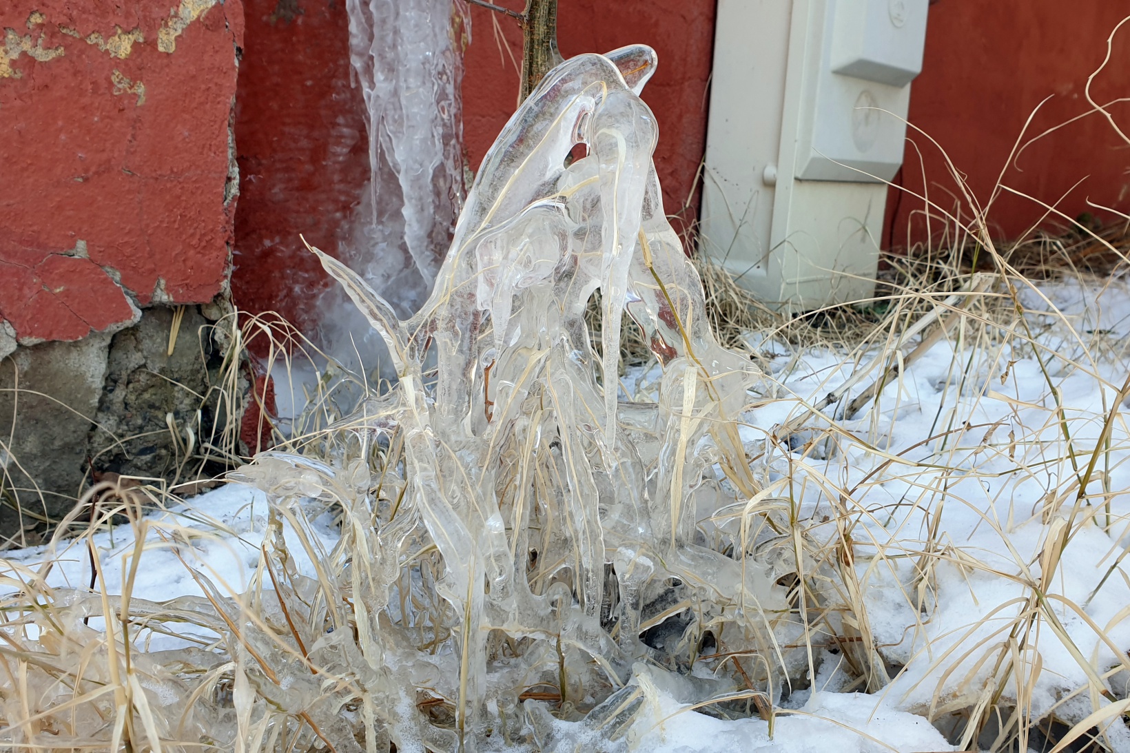 Gümüşhane yılın soğuk gecesini yaşadı 4