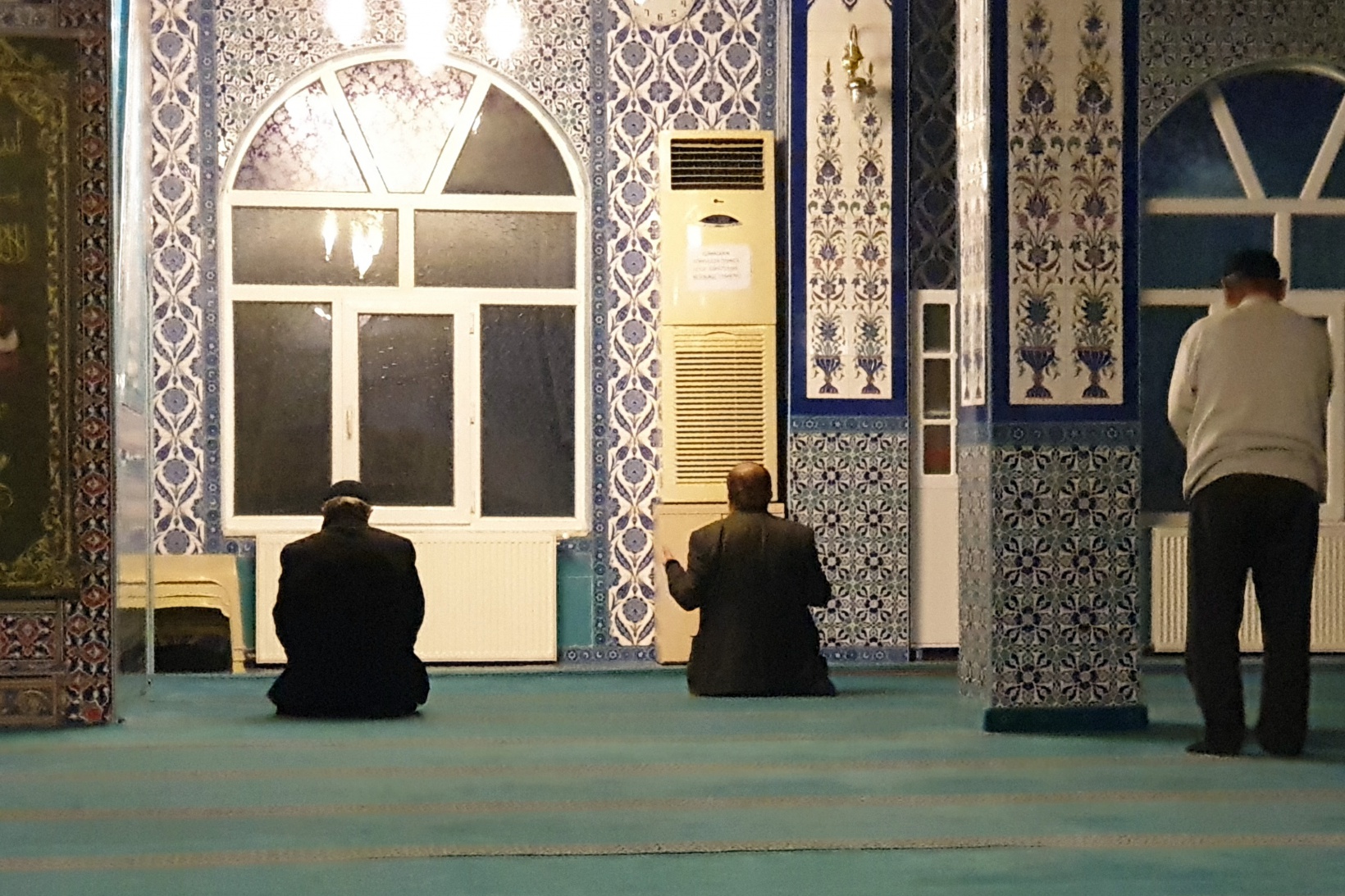 Gümüşhane'deki camilerde cemaatsiz namaz kılındı 9