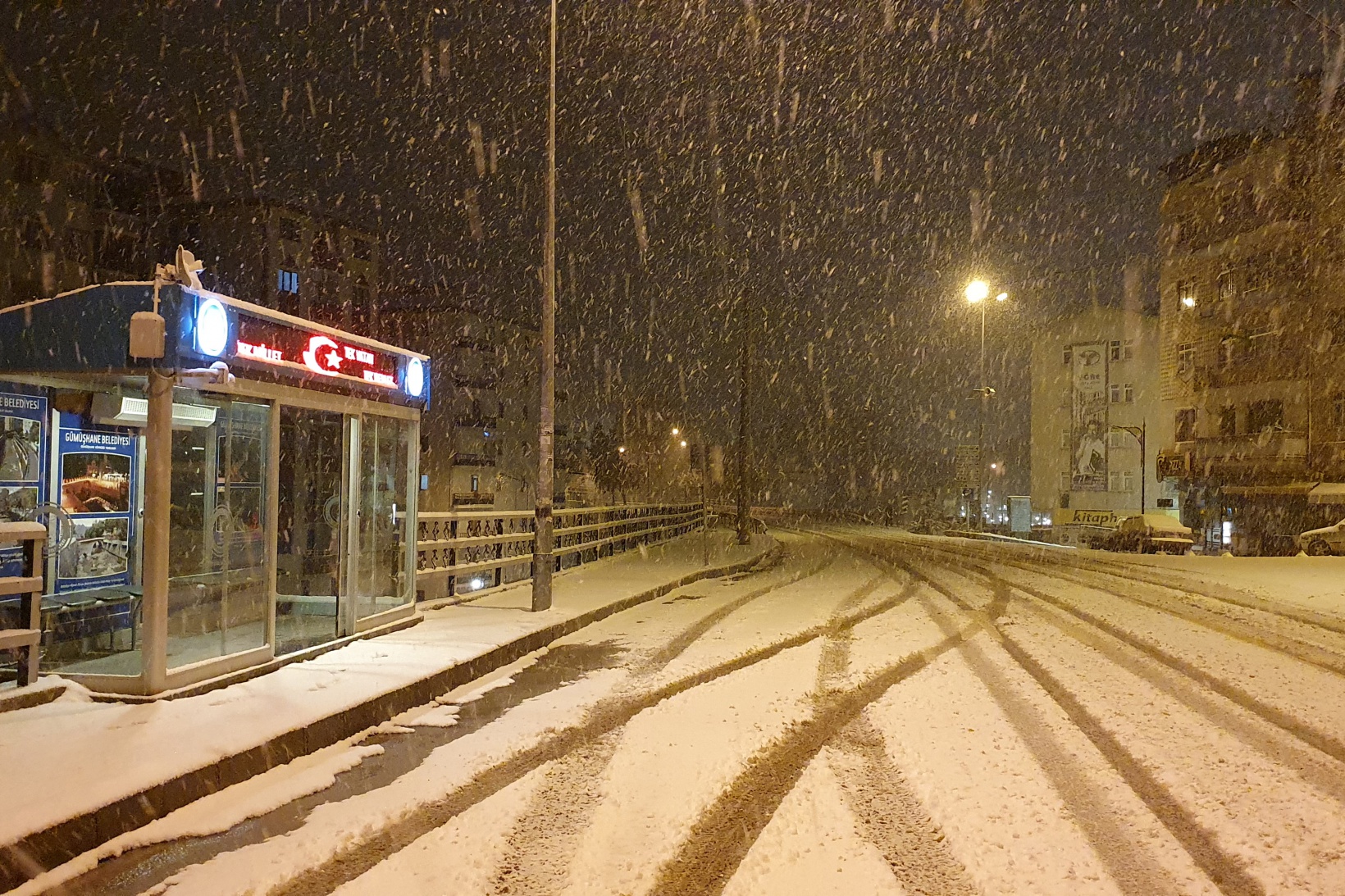 Zigana geçidinde kar yağışı etkili oluyor 19