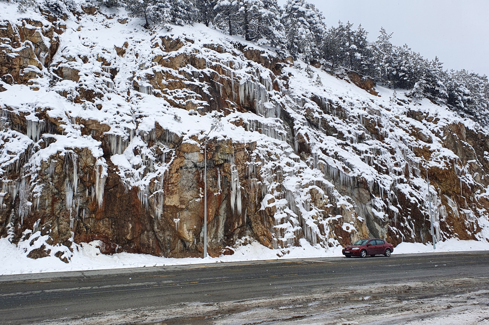 Zigana’da sezon tam bitti derken yeniden başladı 30