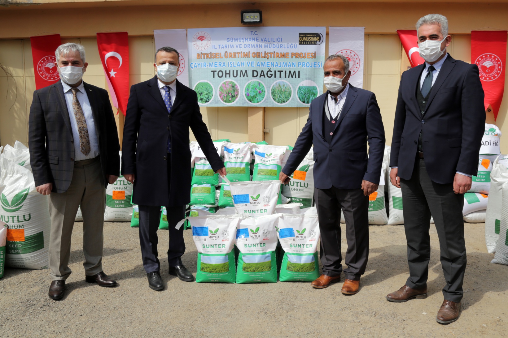 Gümüşhane’de üreticilere 1,1 milyon liralık tohum desteği 4