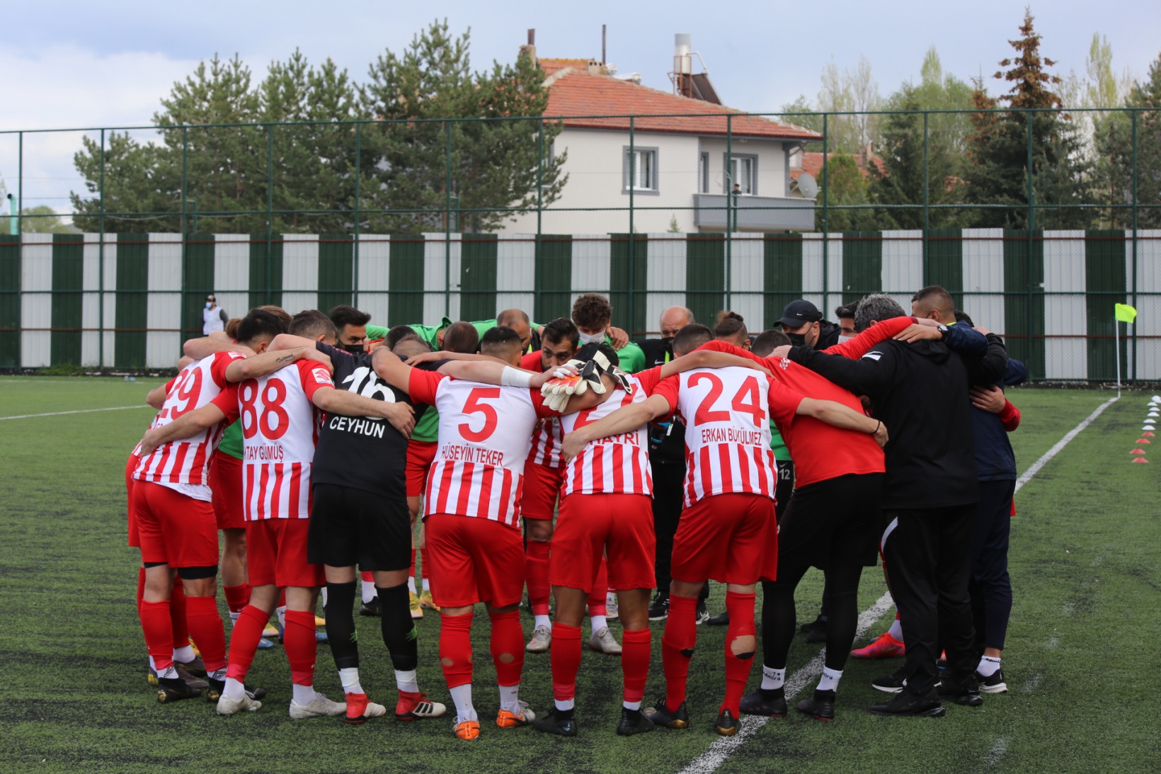 Kelkit çeyrek finale beraberlikle başladı 7