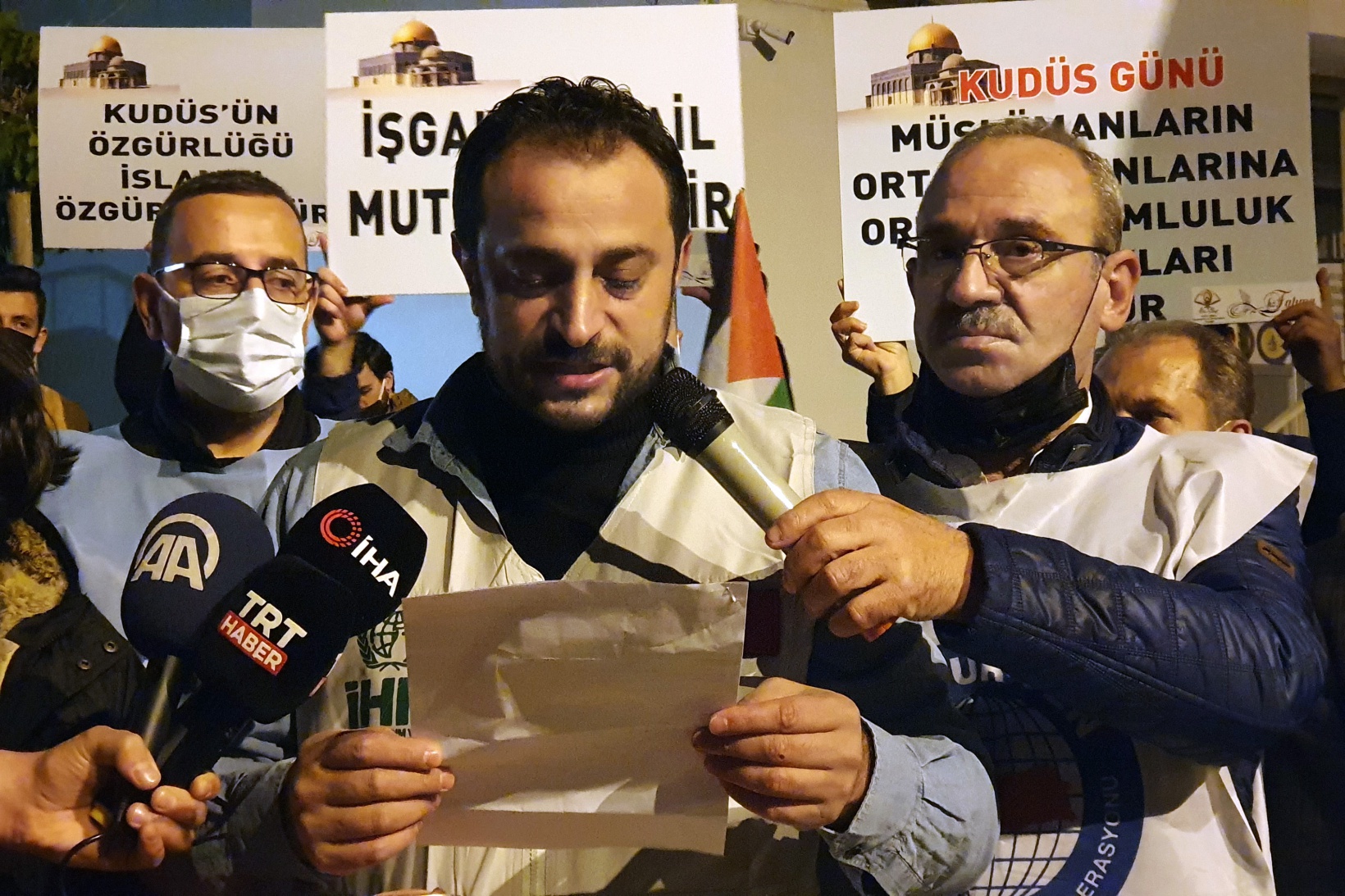 Gümüşhane caddelerinde 'Katil İsrail defol' sloganları 2