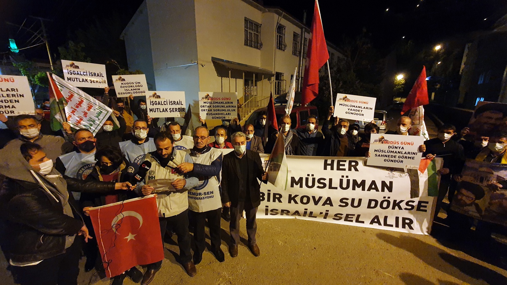 Gümüşhane caddelerinde 'Katil İsrail defol' sloganları 4