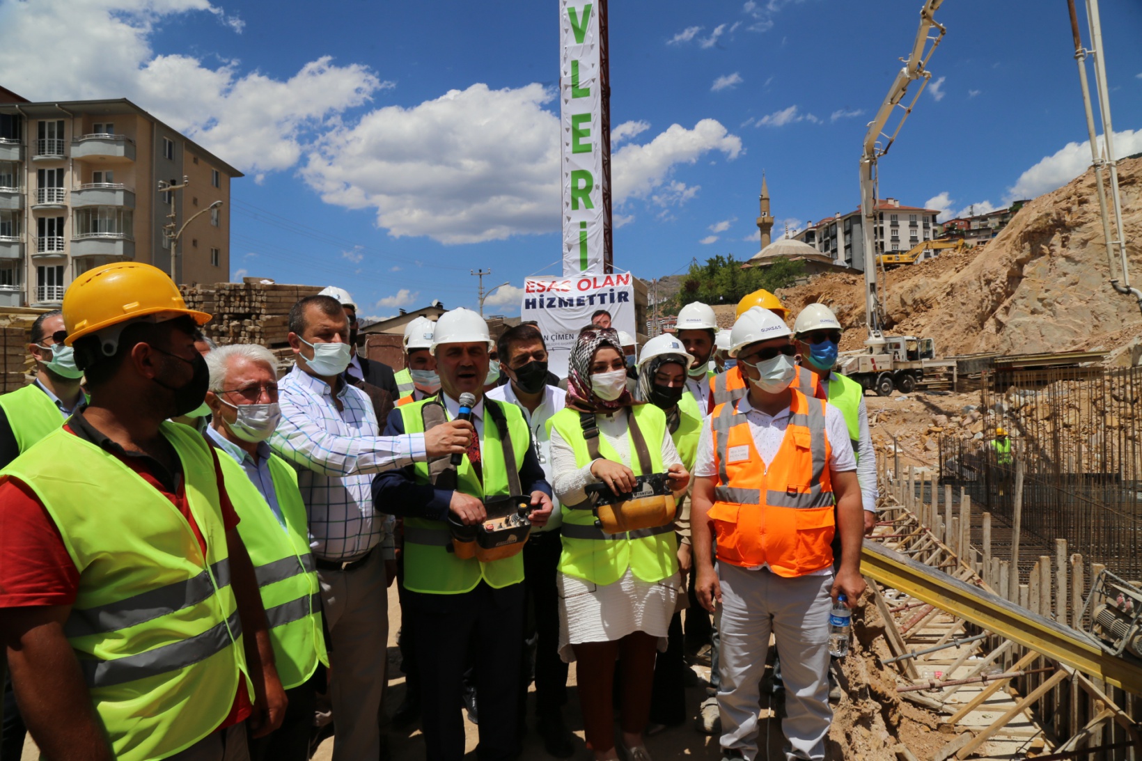 Yaşam evlerine ilk harç döküldü 6