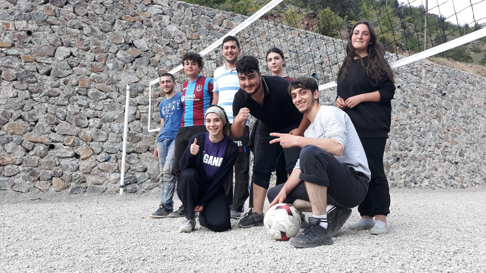 Devlet destek verdi, kendi spor tesislerini kendileri yaptılar 14