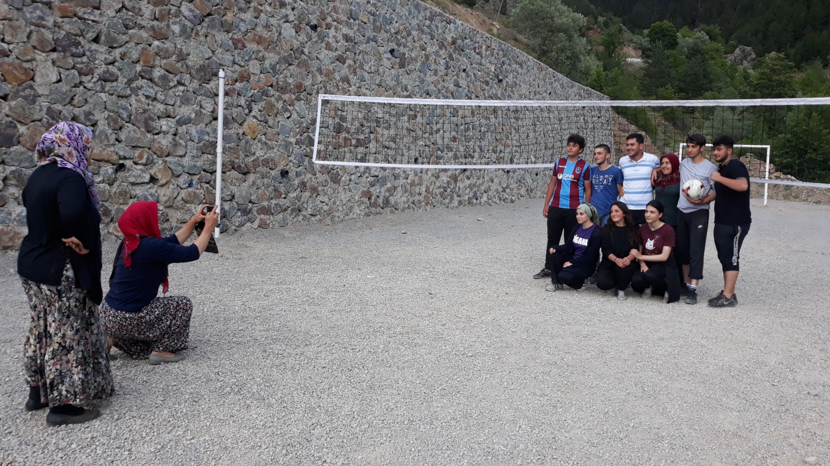Devlet destek verdi, kendi spor tesislerini kendileri yaptılar 16