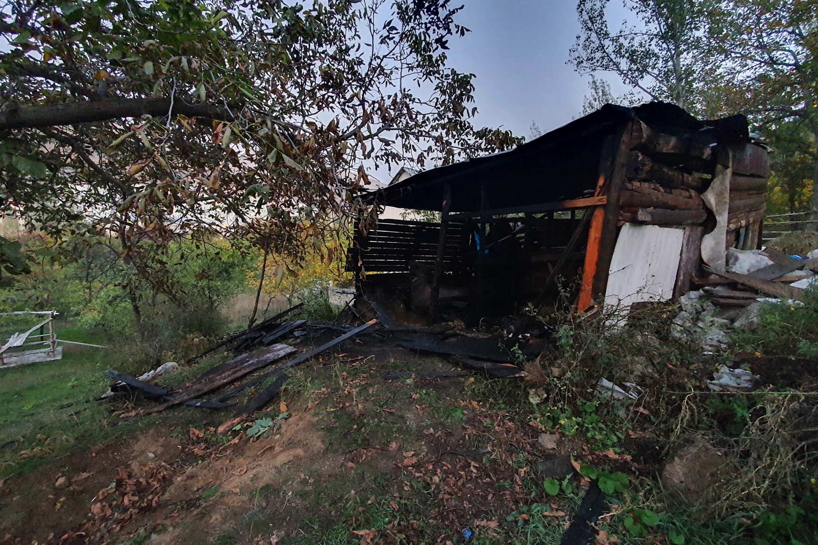 Gümüşhane’de ahır yangını 6