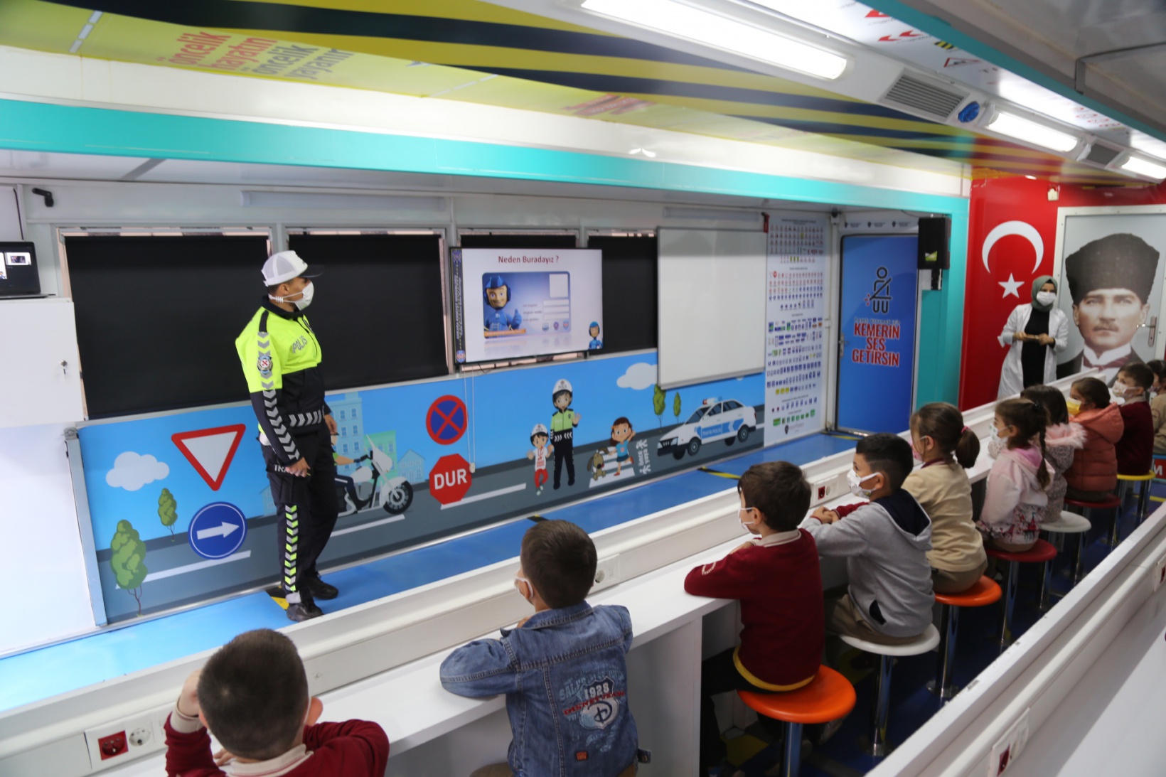 Mobil Trafik Eğitim Tırı Gümüşhane’de 4