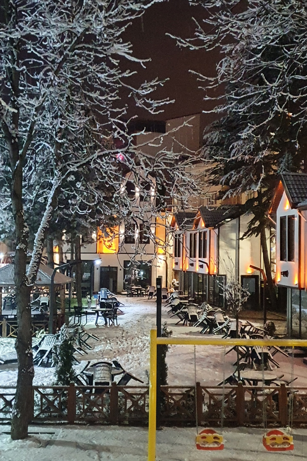 Gümüşhane kar yağışının ardından panayır alanına döndü 5