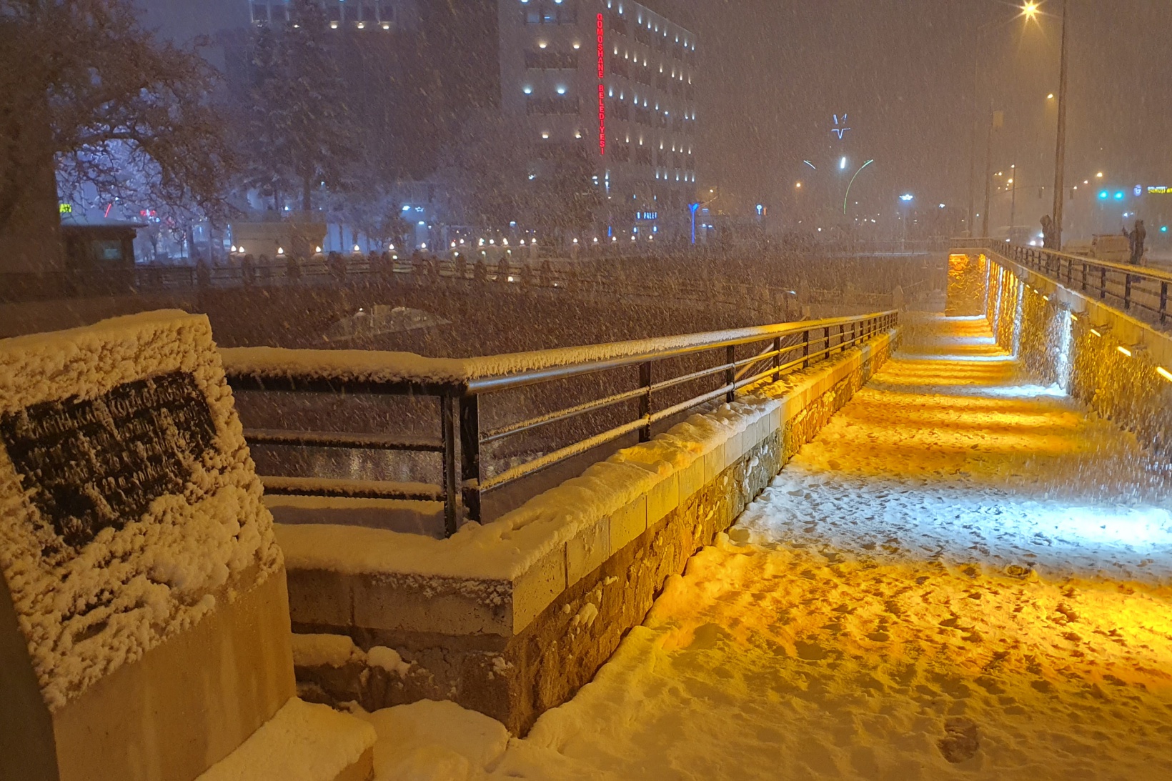 Gümüşhane kar yağışının ardından panayır alanına döndü 11