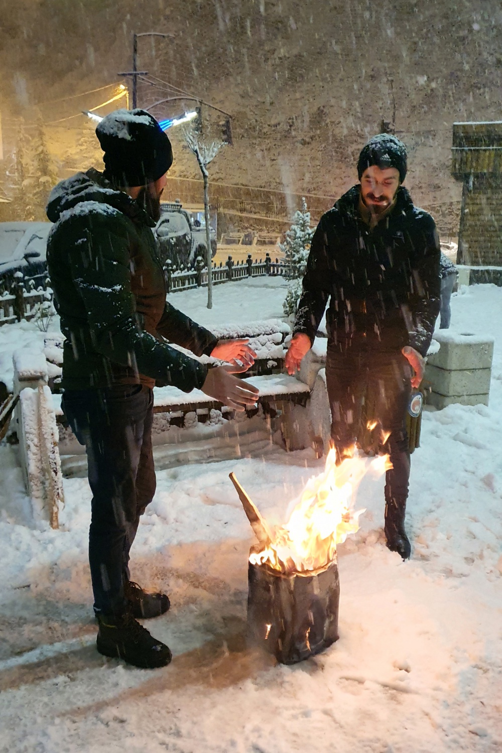 Gümüşhane kar yağışının ardından panayır alanına döndü 8