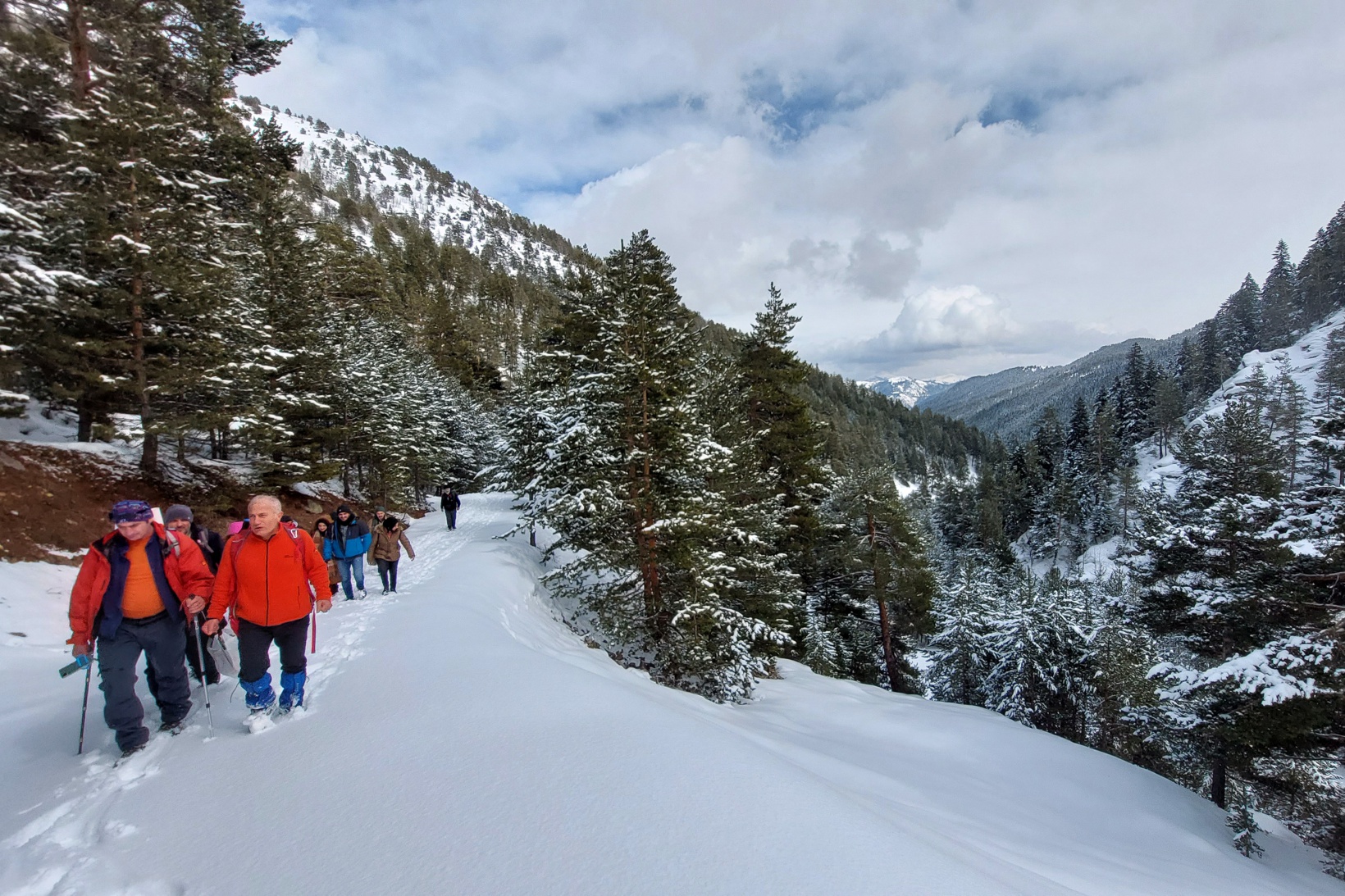Gümüşhaneli dağcılar kadınlar için yürüdü 2