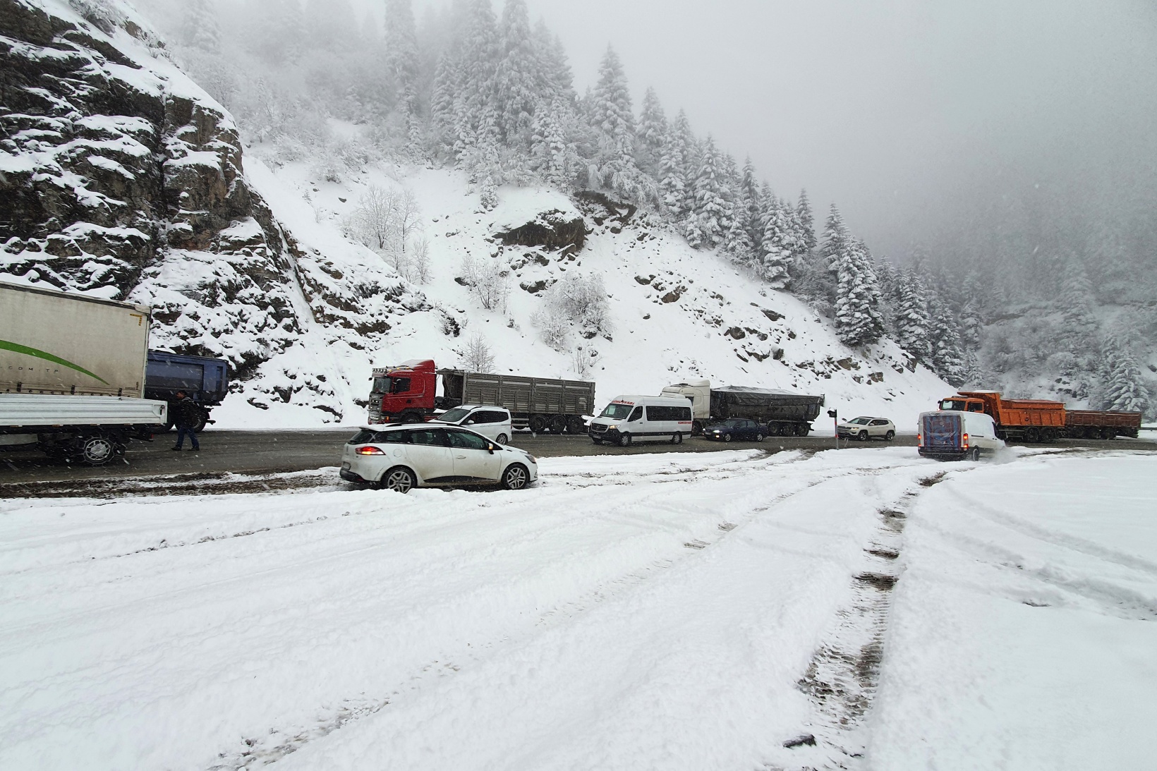 Zigana geçidi kar altında 3