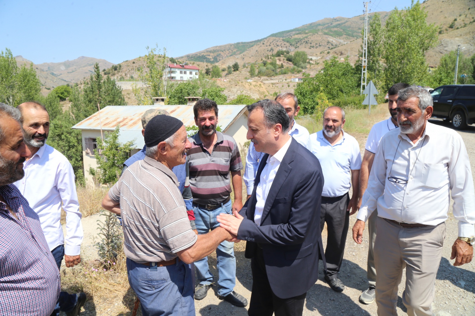 Vali Taşbilek’ten 11 köye ziyaret 4