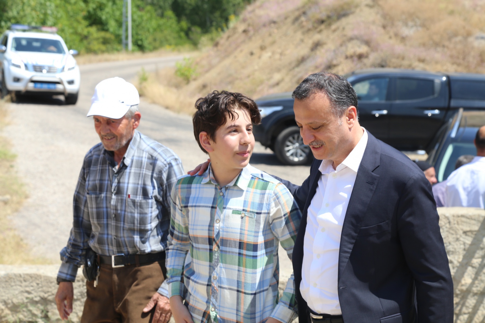 Vali Taşbilek’ten 11 köye ziyaret 1