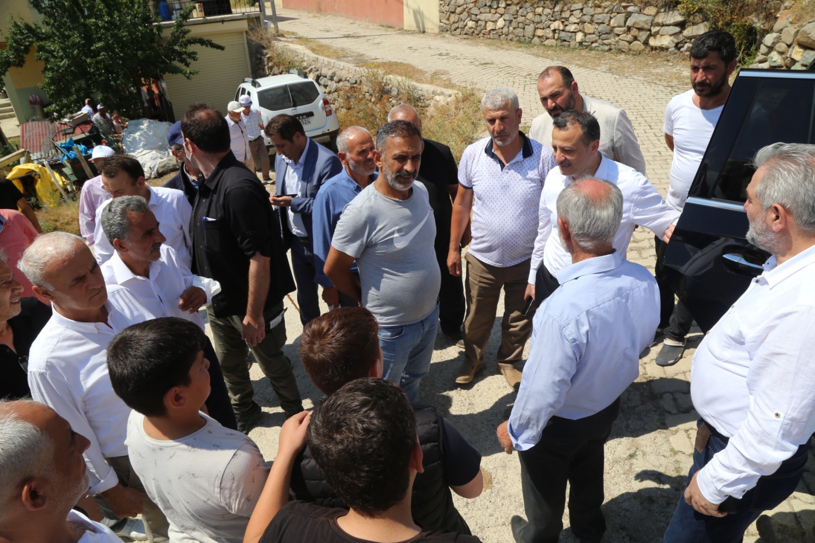 Vali Taşbilek’ten 11 köye ziyaret 14