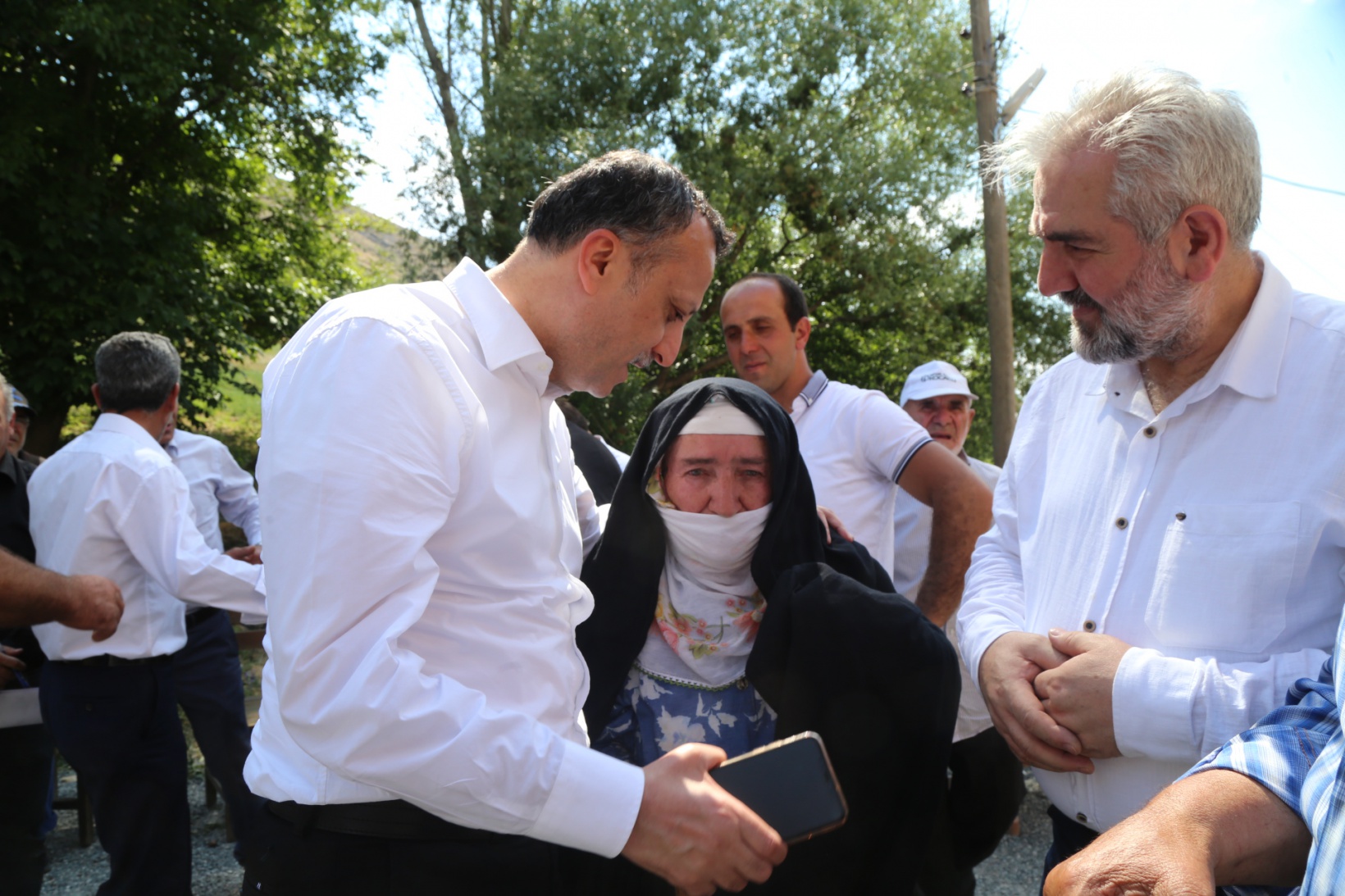 Vali Taşbilek’ten 11 köye ziyaret 12