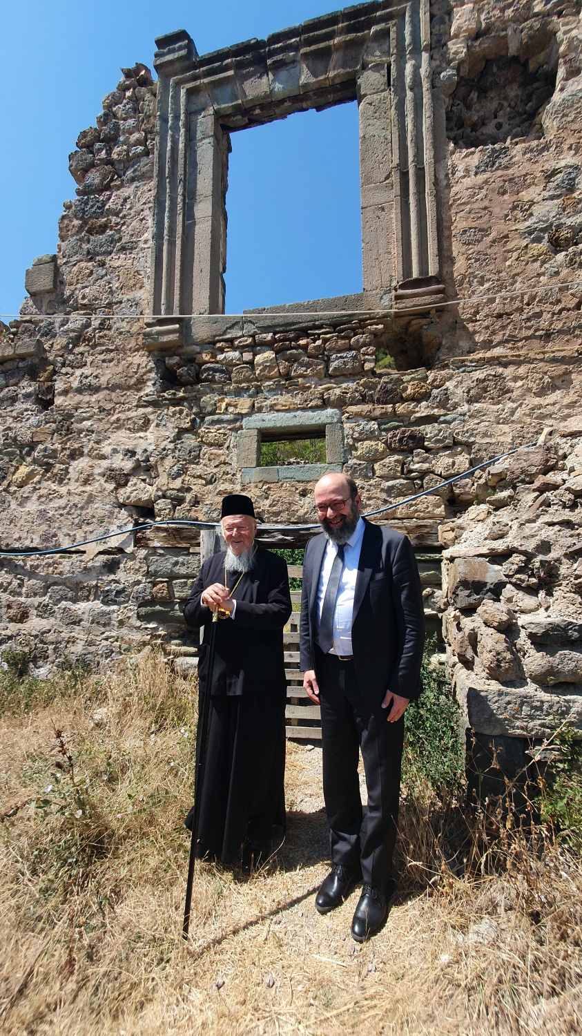 Fener Rum Patriği Bartholomeos Süleymaniye mahallesinde 30