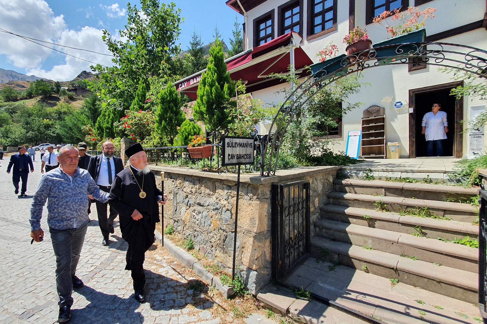 Fener Rum Patriği Bartholomeos Süleymaniye mahallesinde 20