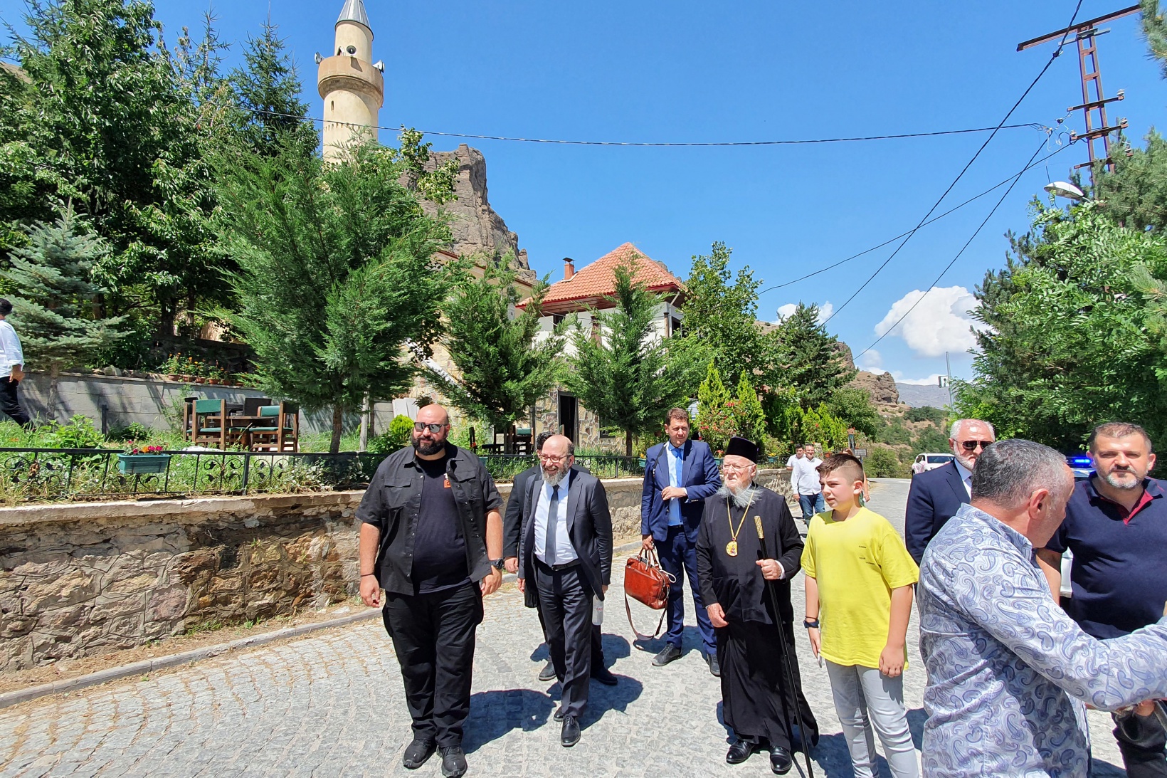 Fener Rum Patriği Bartholomeos Süleymaniye mahallesinde 23