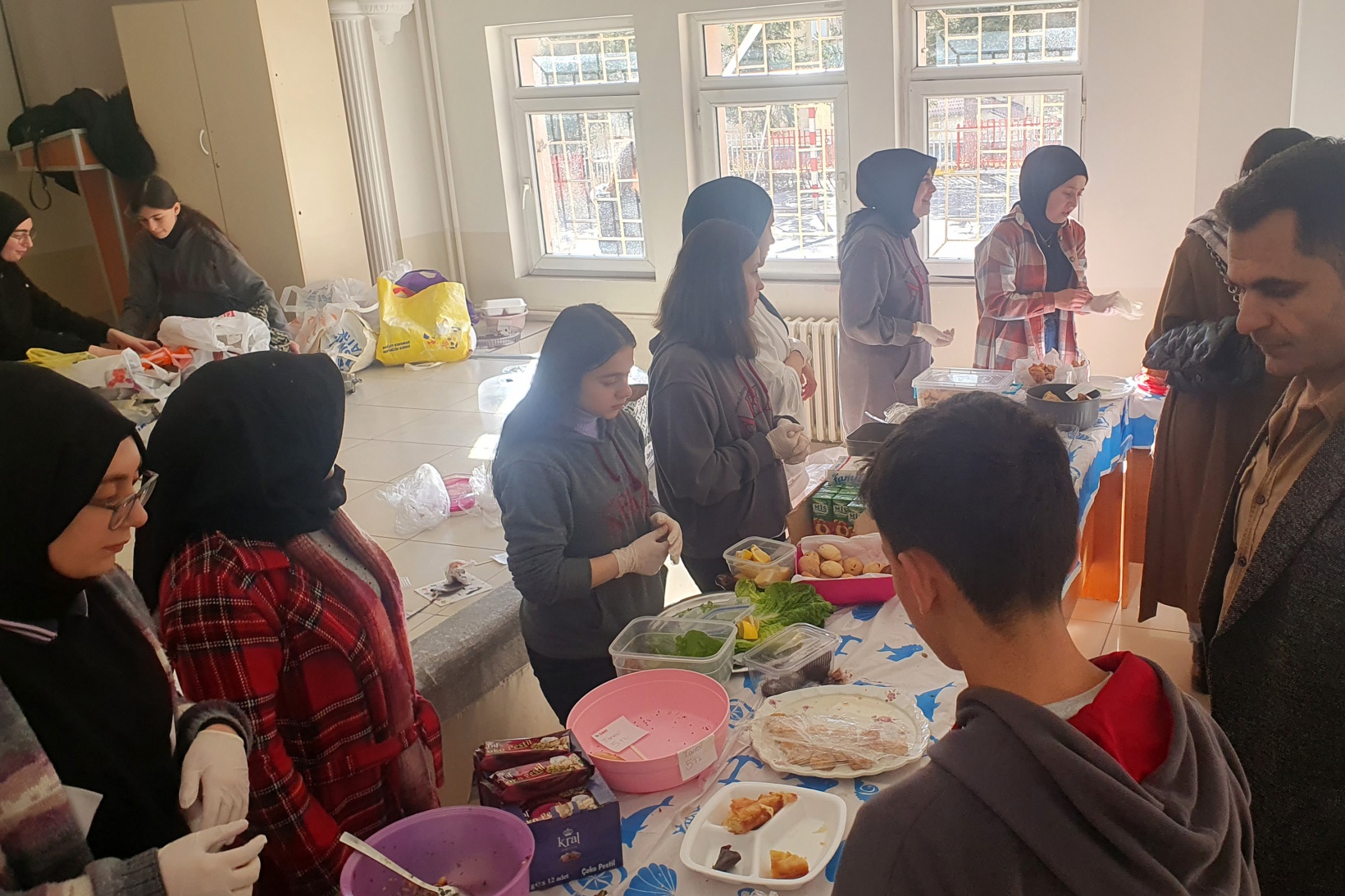AFK’da Yunus Emre bebek için kermes düzenlendi 3
