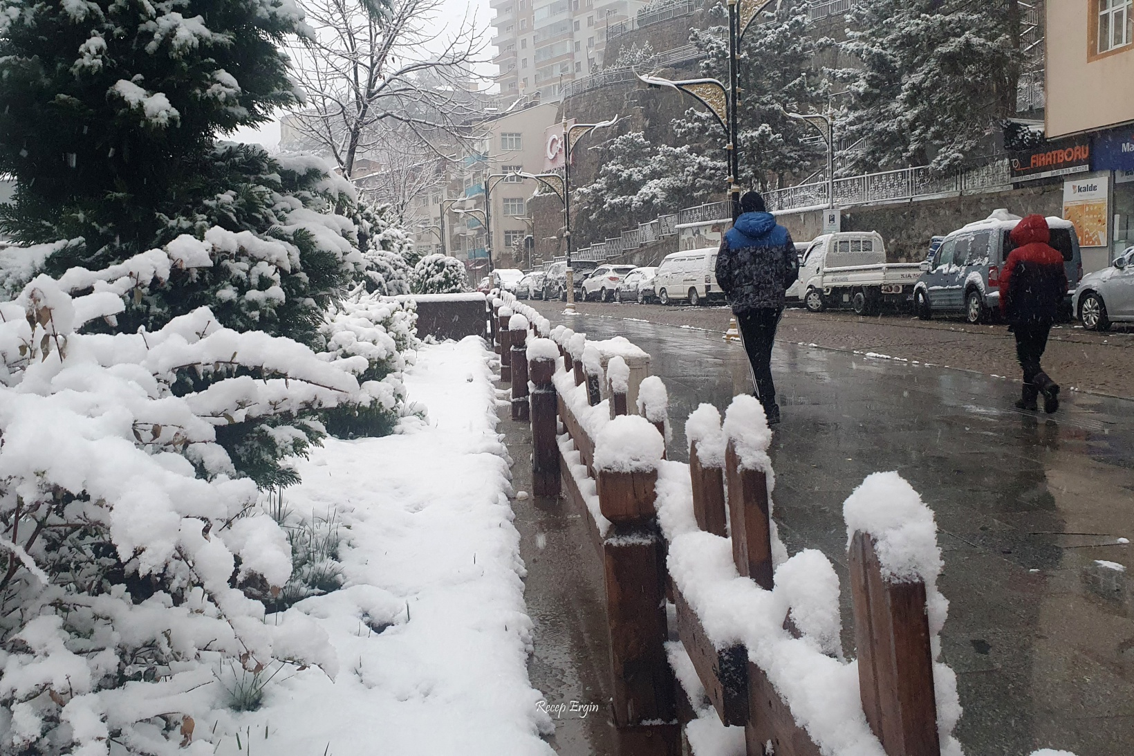 Gümüşhane'de kar yağışı etkili oluyor 11