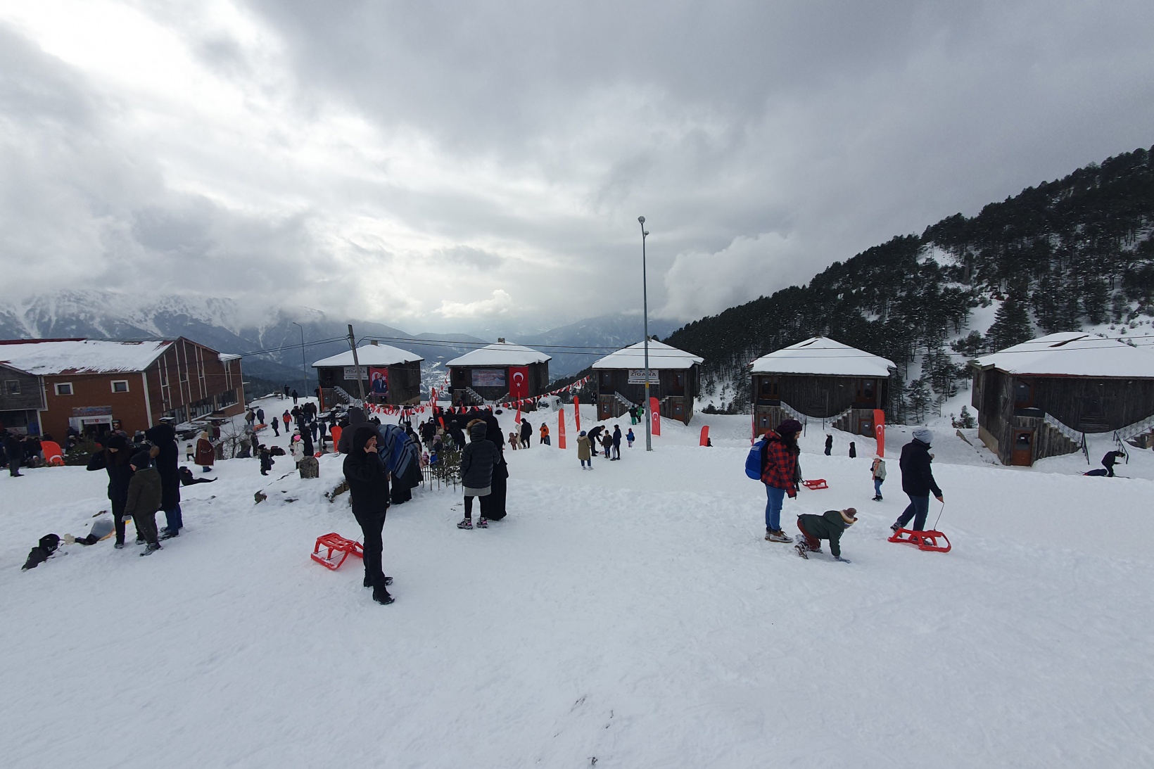 Zigana Kayak Merkezi karne tatilinde 43 bin kişiyi ağırladı 7