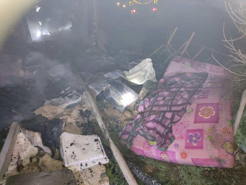 Şiran'da gece yarısı korkutan yangın 2